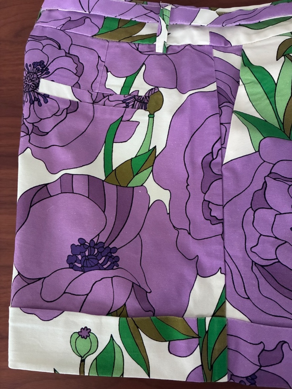 Hyacinth House Floral Pleated Shorts Size Large Belted Purple Green - Picture 9 of 9